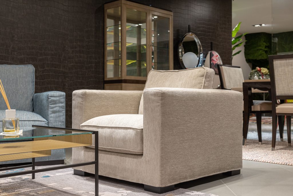 Un salon avec que des fauteuils, ça fonctionne vraiment ?
